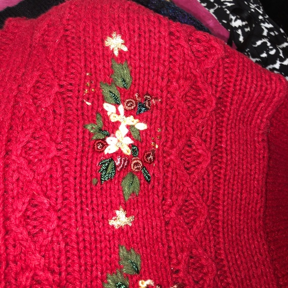 Christmas sweater - Picture 2 of 5